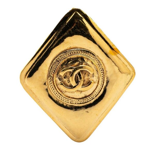 CHANEL CC Logos Rhombus Brooch Gold Tone Pin Auth w/Box #03444 - Picture 1 of 4